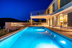 Villa Mezano with heated pool